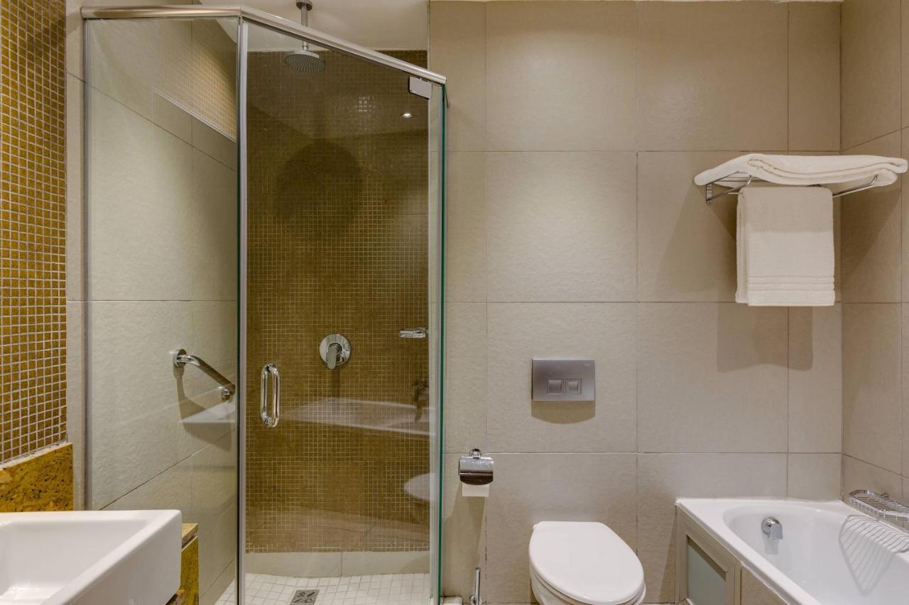 Protea Hotel By Marriott Ikeja Select Lagos Exteriör bild