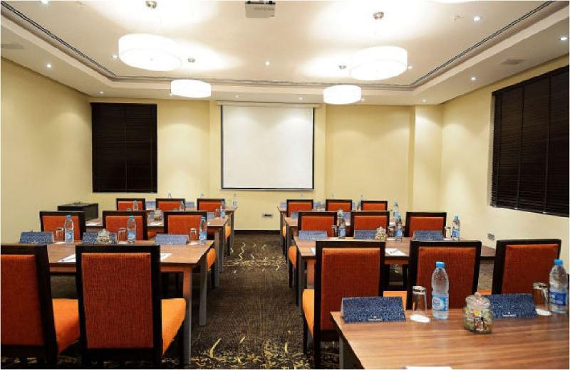 Protea Hotel By Marriott Ikeja Select Lagos Exteriör bild