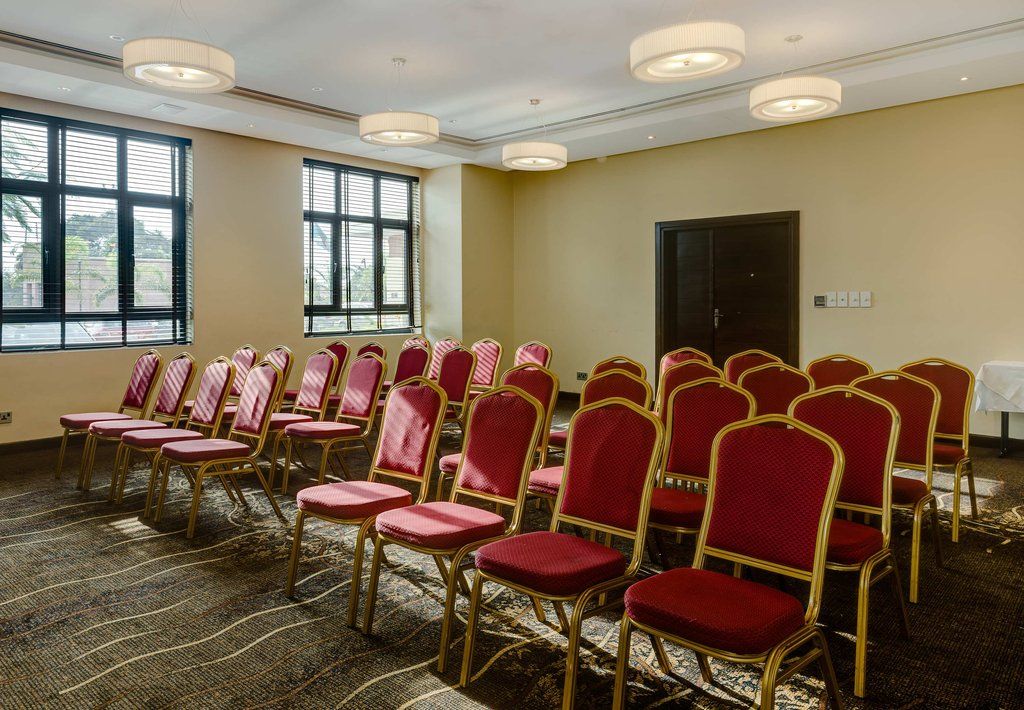 Protea Hotel By Marriott Ikeja Select Lagos Exteriör bild