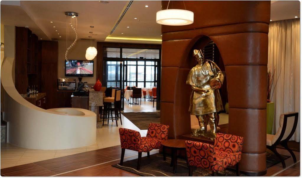Protea Hotel By Marriott Ikeja Select Lagos Exteriör bild